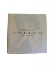 Annie Leibovitz, Photographs, 1970-1990 : Including a Conversation with Ingrid Siscny 